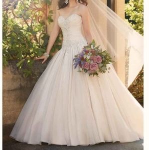 Essence of Australia D2031 wedding dress 14,veil,peticoat